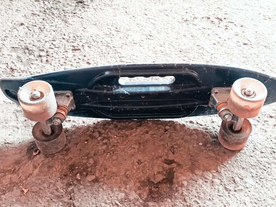 Продаем срочно скейт пиниборд