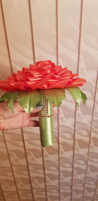 Ръчноизработен вечен букет - изкуствен, направен от панделки