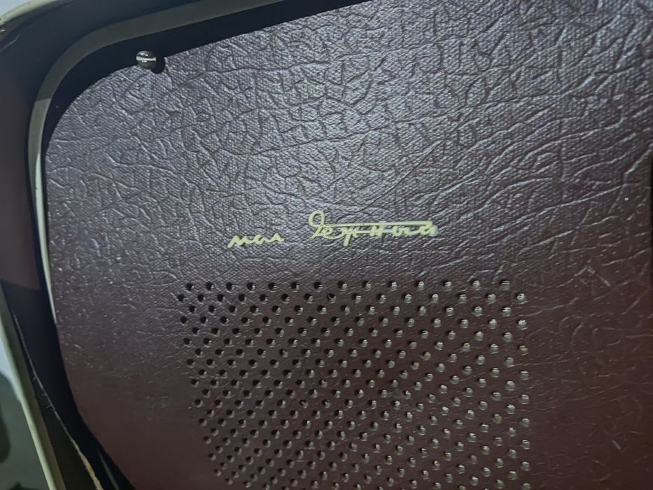 Продам проигрыватель виниловых пластинок