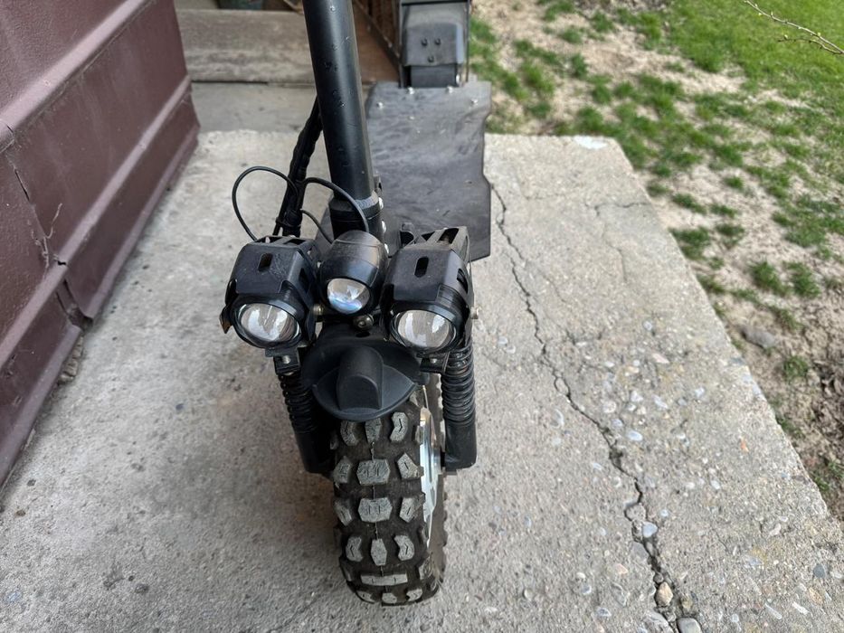 Продается электросамокат