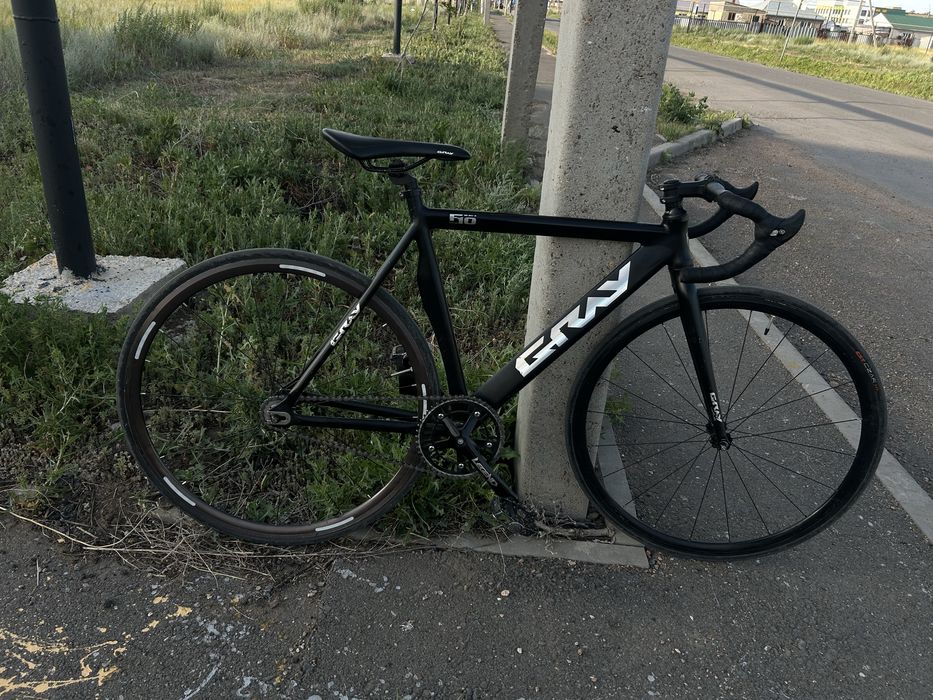 фикс gray f10 черный