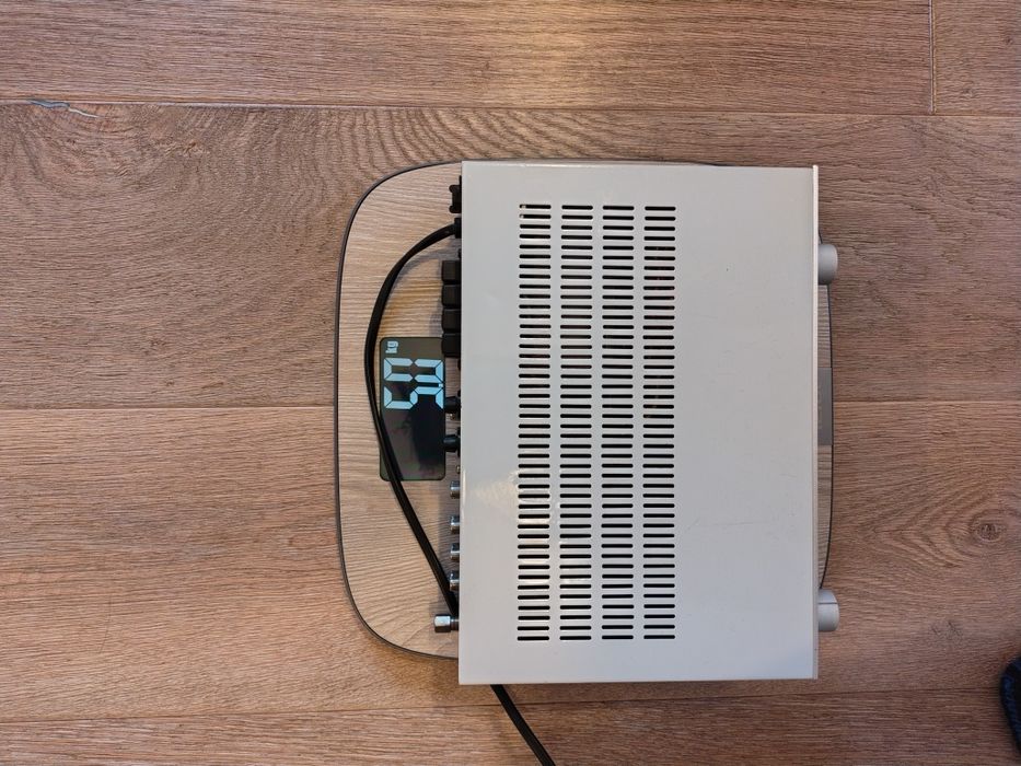 amplificator vintage Osaka CA-8700M vumetre