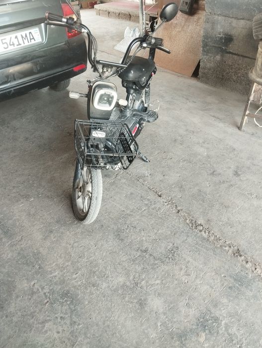 Sukuter Elektron