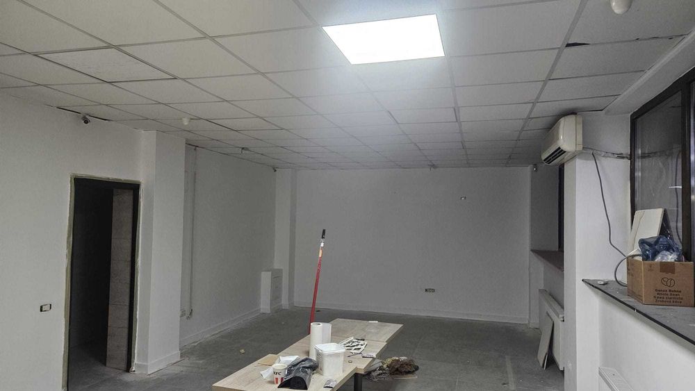 Inchiriez spatiu comercial de 60 m2 - Chiajna - str. Sergent Ilie Petre, nr 86 - 1,000 EUR