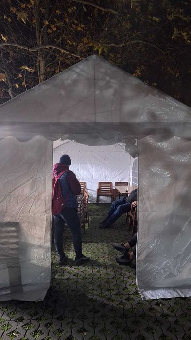 Vand cort profesional alb 18 mp