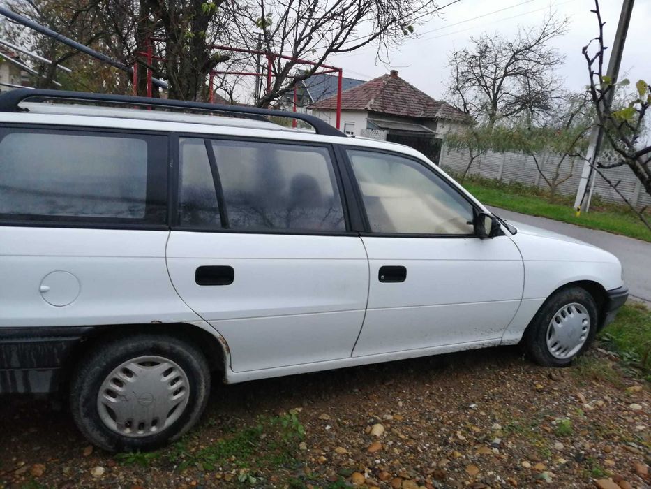 Opel astra schimb