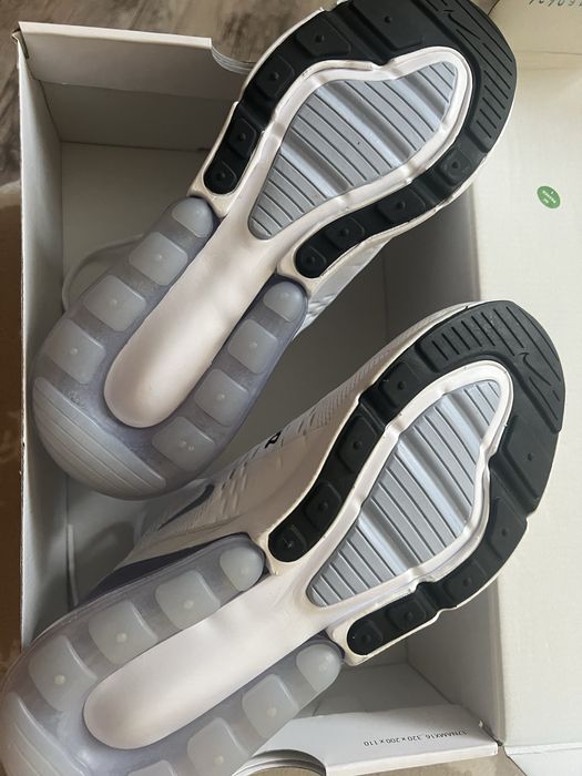 Кроссовки Nike Air Max 270