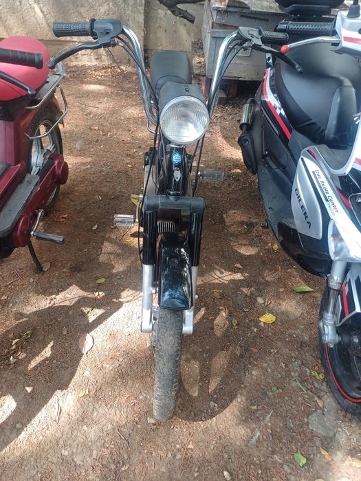 Vand scutere / mopede PIAGGIO  , 49 cc ,  recent aduse din