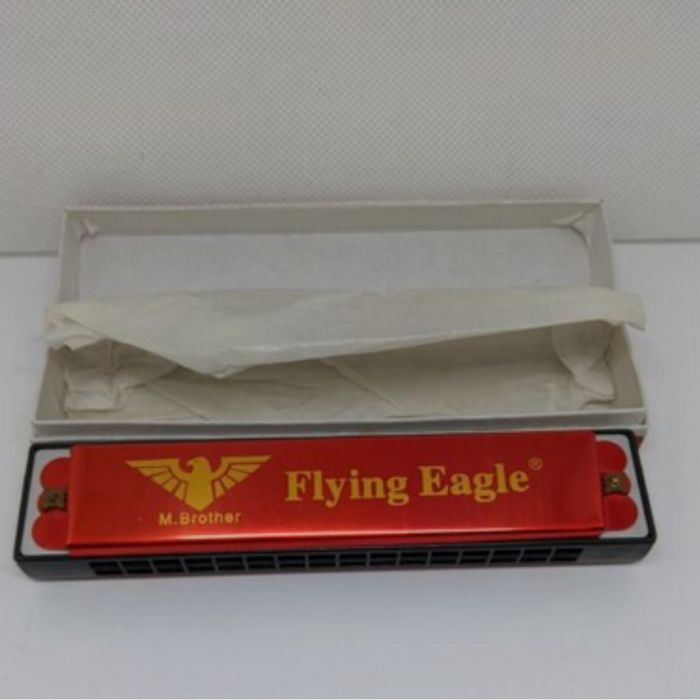 Първата музика на твоето дете – хармоника Flying Eagle с кристален звук