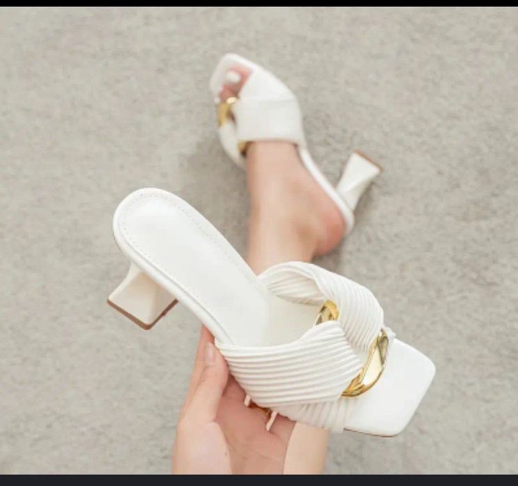 Продам ботинки 36-37 разм