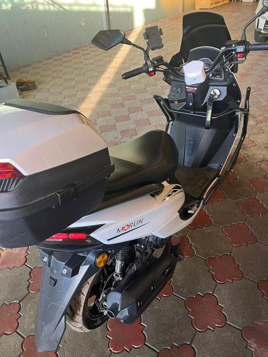 Продам мопед макси