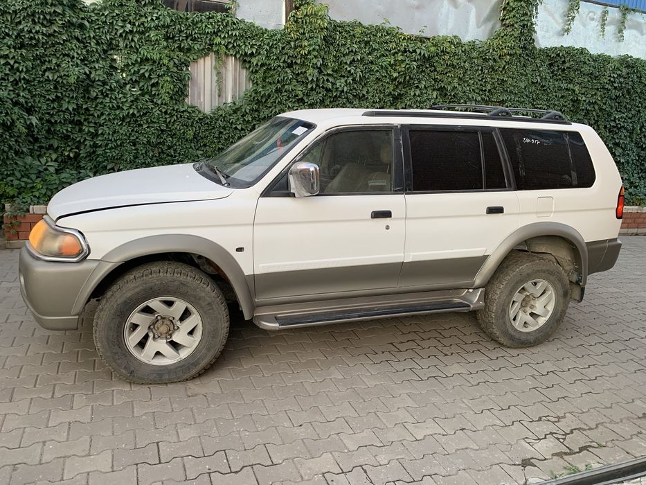 Mitsibishi Montero Sport