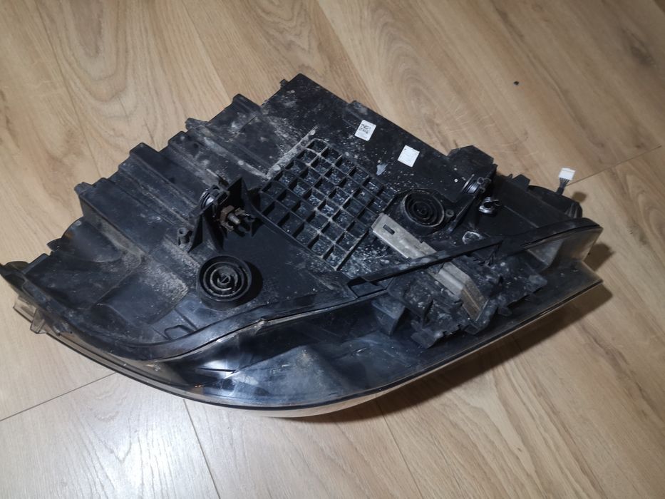 Far bmw x1 f48 full led stanga model cu ventilator