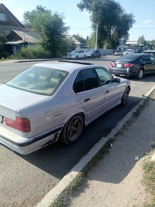 Машина бмв мотор коропка жаксы