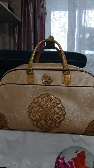 Продам дорожную сумку