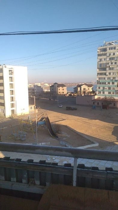 Продам квартиру 4микр 10 дом