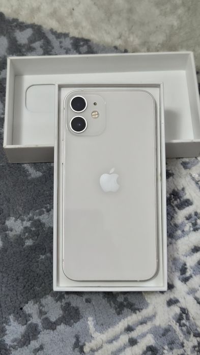 iPhone 12 mini В отличном состоянии