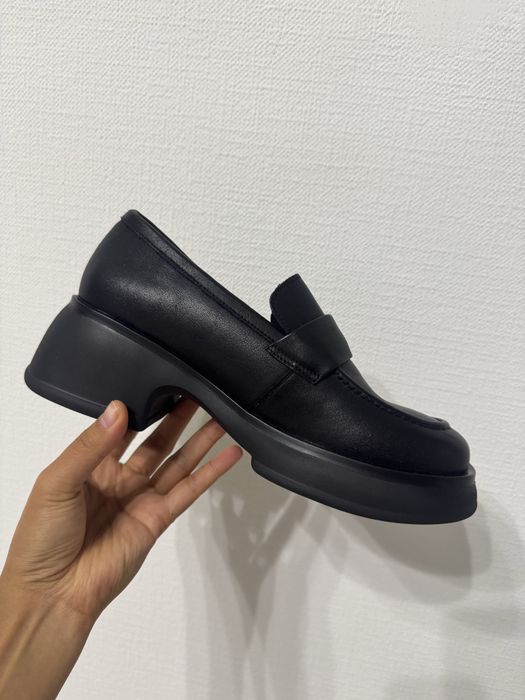 Новые кожаные лоферы осень