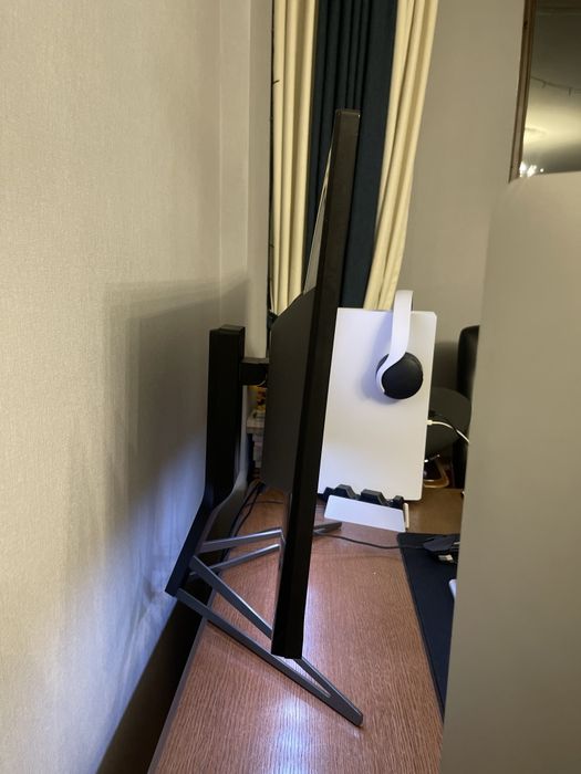 Монитор Philips 32 дюйма 4К