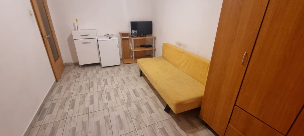 Garsonieră de închiriat