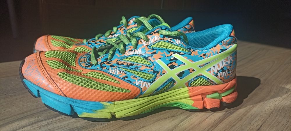 Дамски маратонки Asics - N39