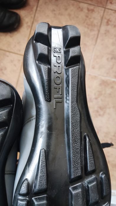 Комплект лыж с ботинками 41 размер sns