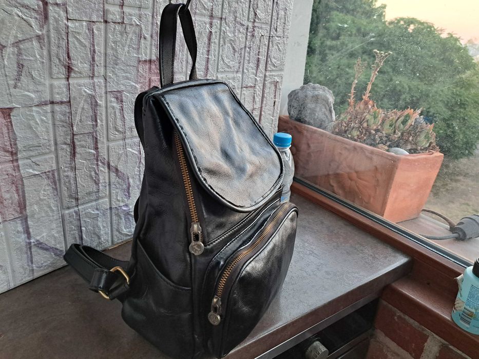 дамска раница,черна кожена чанта-естествена кожа