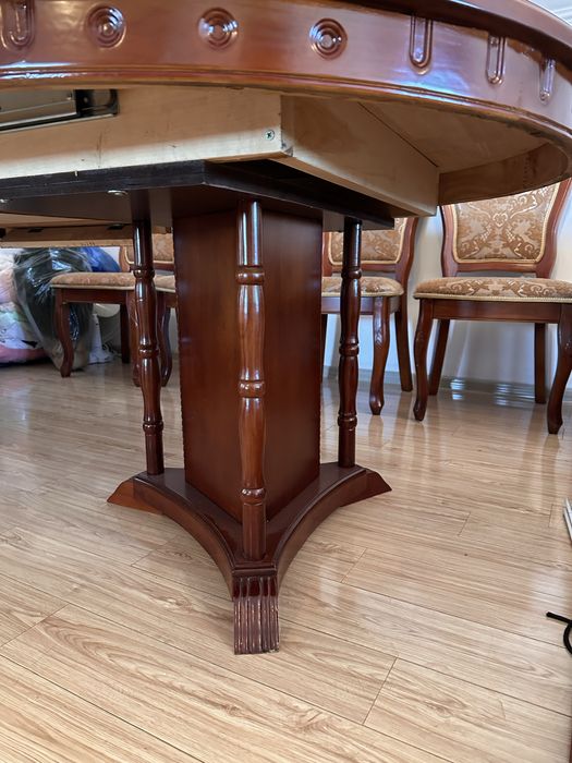 Стол раздвижной в гостинную