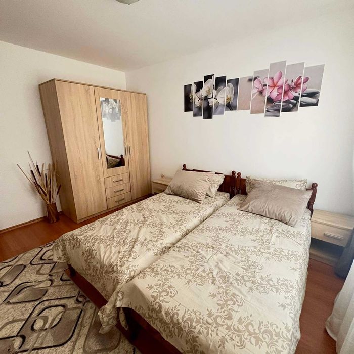 Дава се под наем Тристаен апартамент в Банско - 100 кв.м за 400 € - Снимка #3