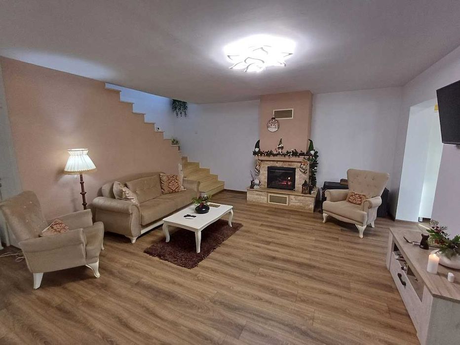 Casa 5 Camere Cu Teren Soimus Zona Linistita Fara Trafic  8km de Deva