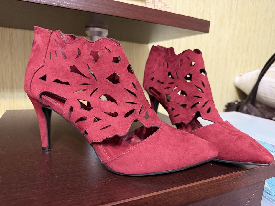 Туфли замшевые новые