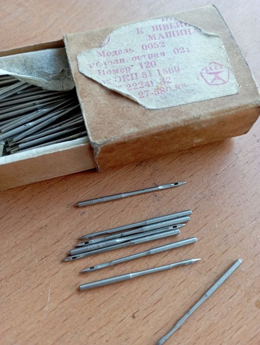 Иглы для швейный машины.
