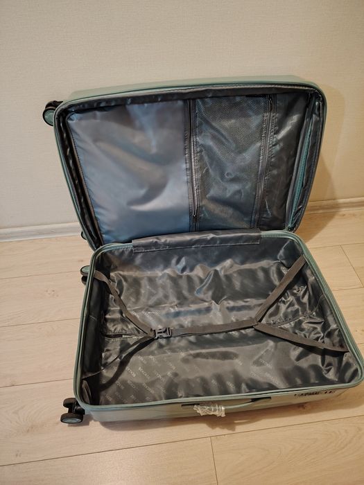 Чемодан размер L