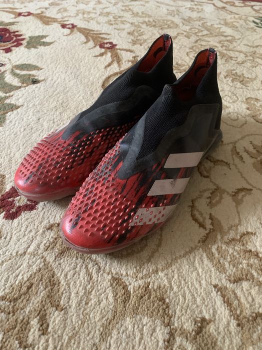Adidas Predator сороконожки