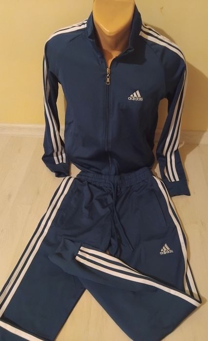 Trening Adidas de primavara/ vara