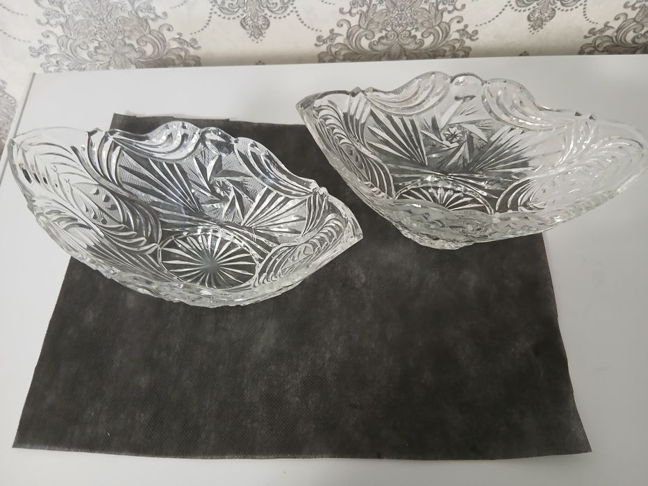 Продам хрустальные вазы