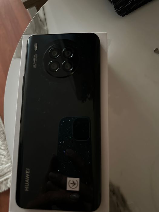 Huawei  Nova 8 i