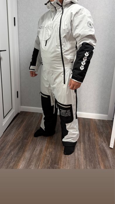 Продам зимний комбинезон