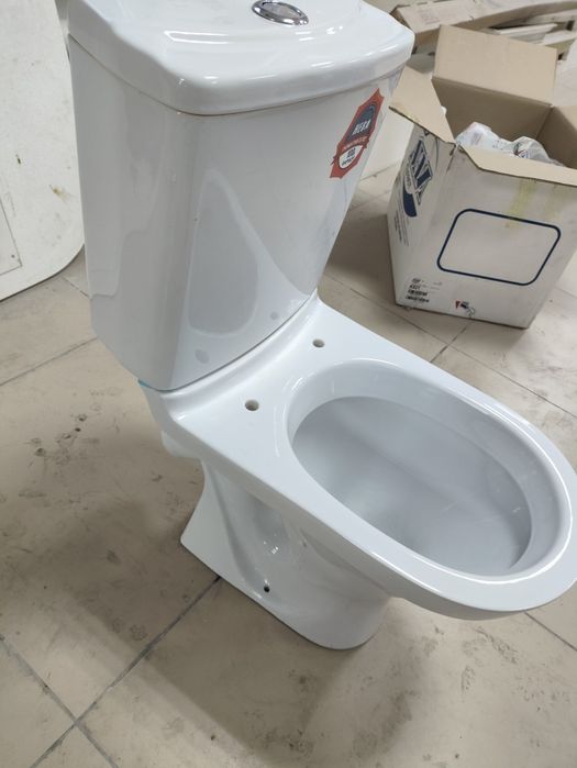 Продам новый унитаз