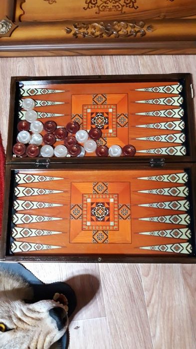 Продам  нарды ручной работы.