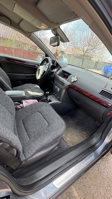 Opel Astra H 1.4 benzina + GPL
