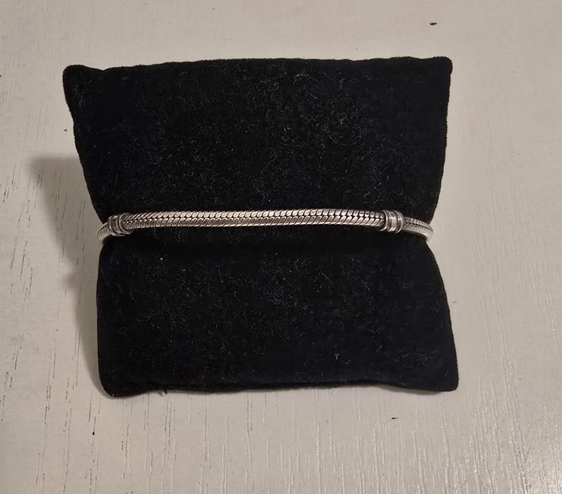 Браслет от Pandora