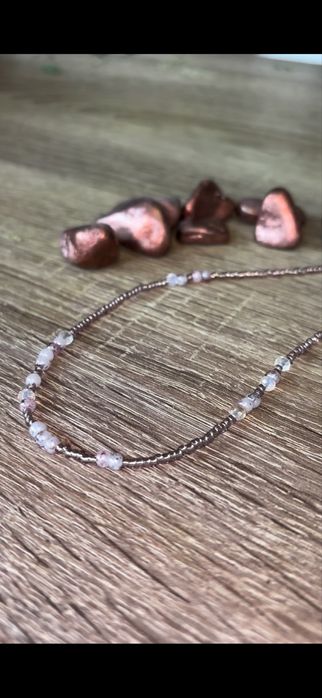 Гердани от естествени камъни и стъклени мъниста