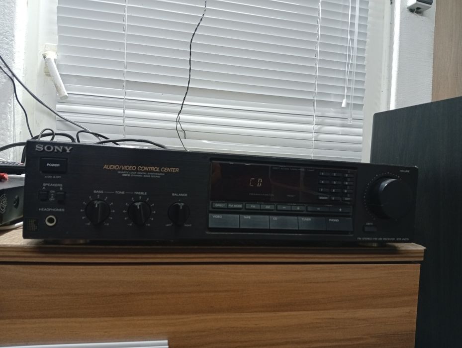 Стерео ресивър SONY str-av 210