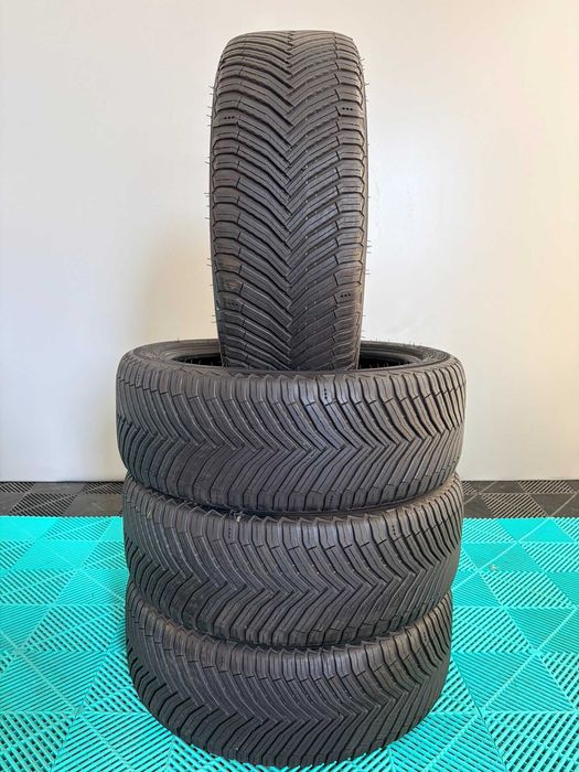 Set anvelope  mixte All Season 235 45 R20 100H Michelin Cross Climate 2 Suv dot 4023 6.67mm