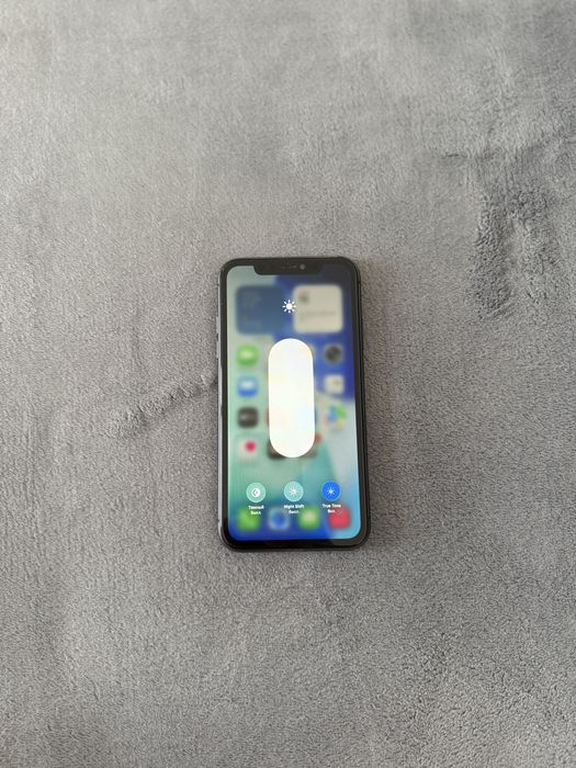 iPhone 11 в идеальном состоянии 64Gb