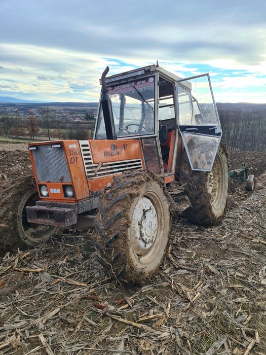 Tractor Fiat 880 DT