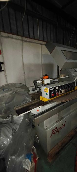 Кантиращата машина модел Cehisa Rapid EP-7.