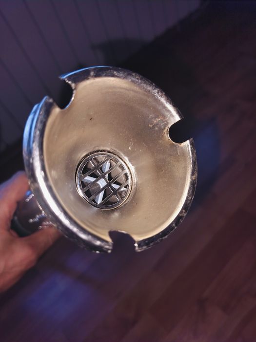 Продавам електреческа горелка за плевели Парксайд 30 лева  и тример Ga