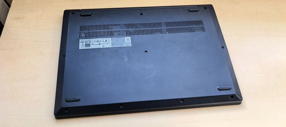 Laptop Lenovo Ideapad 3_Ryzen 5 3500U _12GB DDR4_15.6"FHD_256 SSD_NOU_